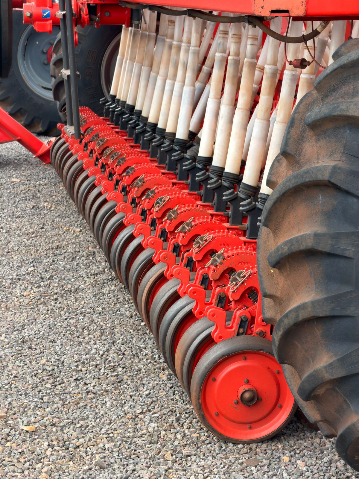 Semeadora Adubadora Select 39 – Kuhn